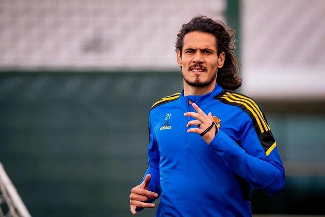 包含瓦伦西亚迎德国杯关键赛，今夜队长鼓劲，管理层满意，资深球员宣示担当的词条