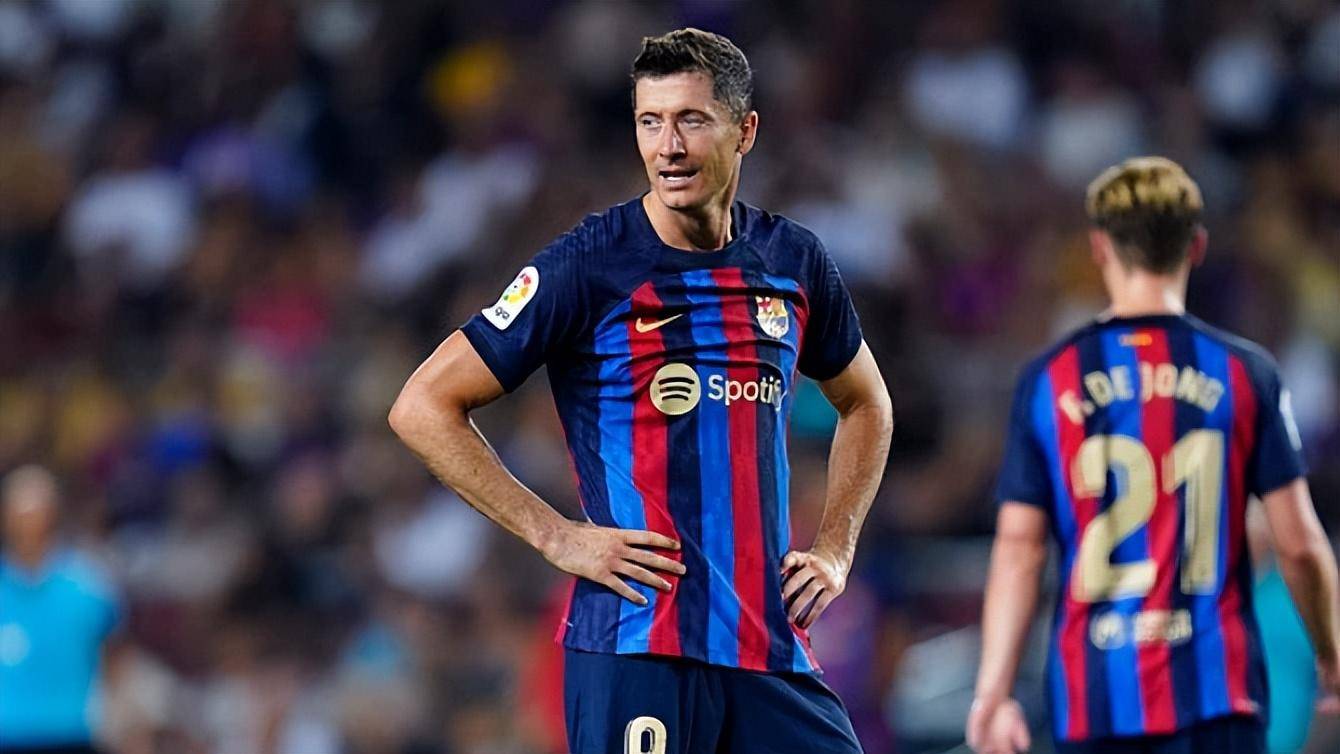  皇马03巴萨的比赛回放 